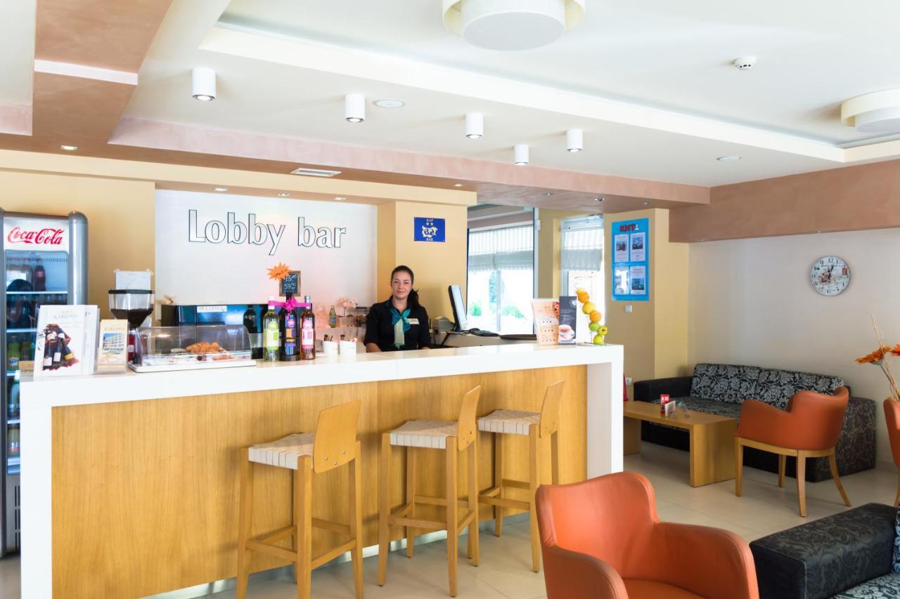 卡尔洛沃酒店 阳光海滩 外观 照片